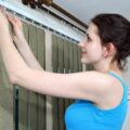 Jak naprawić roletę okienną bez pomocy fachowca?