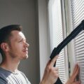 Jak prawidłowo zmierzyć roletę dzień noc do swojego okna?