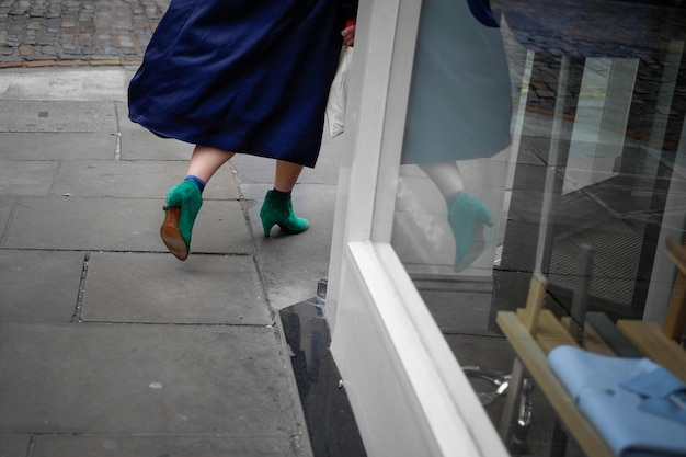 Jak wykończyć podłogę przy drzwiach balkonowych, aby uniknąć problemów z wilgocią?