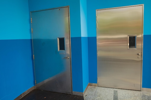 Drzwi HS czy HST – które rozwiązanie sprawdzi się w nowoczesnym domu?