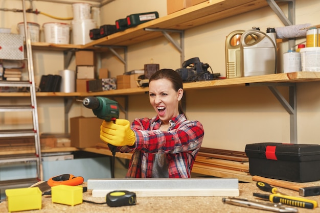 Jak zbudować szopę na narzędzia samodzielnie?